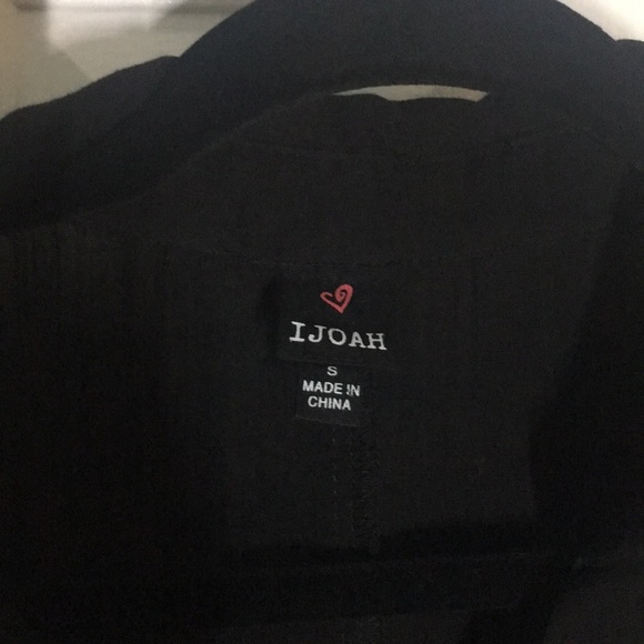 IJOAH Ladies handkerchief cut top - Picture 4 of 5